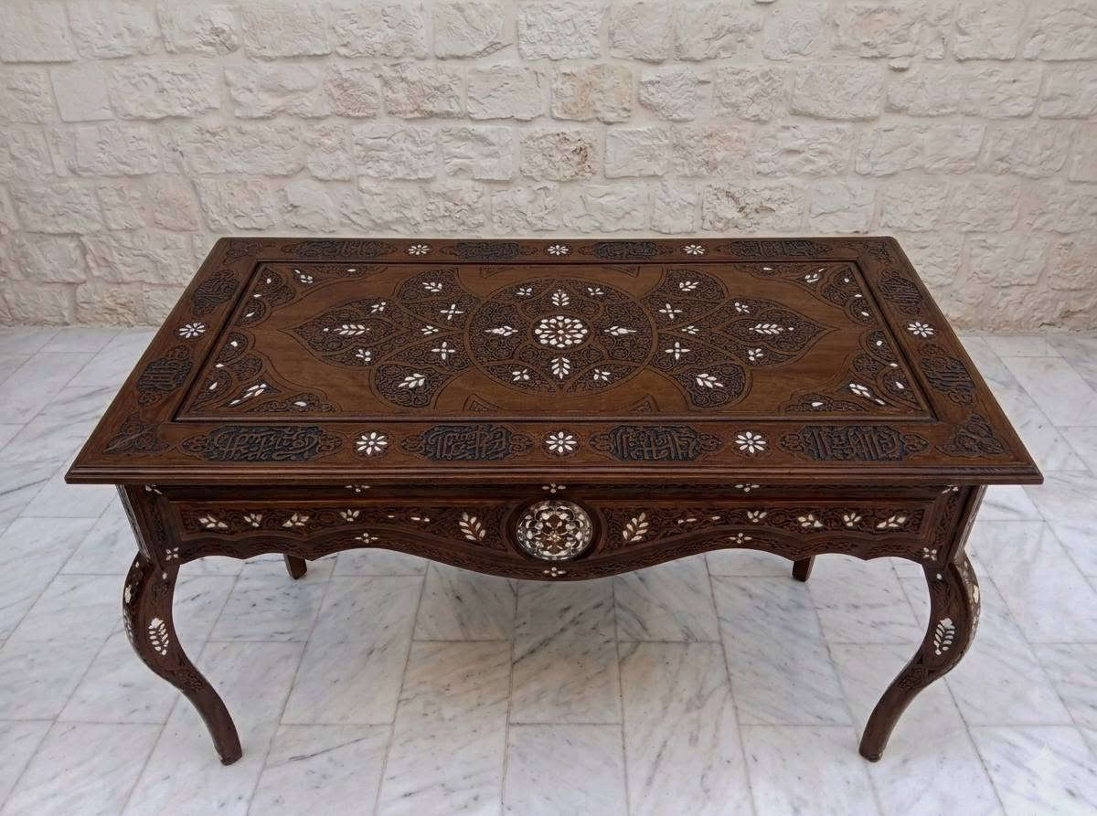 عرض خاص مكتب و كرسي صدف طول 160 و عرض 75 و ارتفاع 80 صدف سنان بحري و حفر يدوي و بسعر مغري جدا التواصل على الرقم و يوجد توصيل و شحن موجودين في دمشق 00963935366989


**إذا كنت صاحب هذا الإعلان وتريد حذفه لأي سبب، رجاءا أرسل رسالة إلى الدعم الفني**