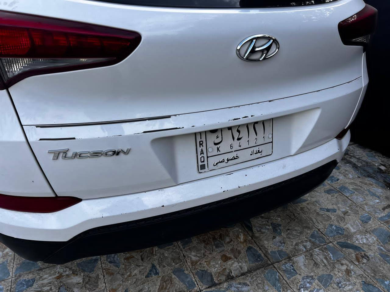 السلام عليكم من رخصت أخوية الأدمن عندي سنتافي ٢٠١٨ خليجي ماشية ٨٦الف قابل لزيادة سيارة باسمي سيارة مكفولة ماعدا هذا بارد بلبنيد موضح بالصور أستفسار على رقم ***********
