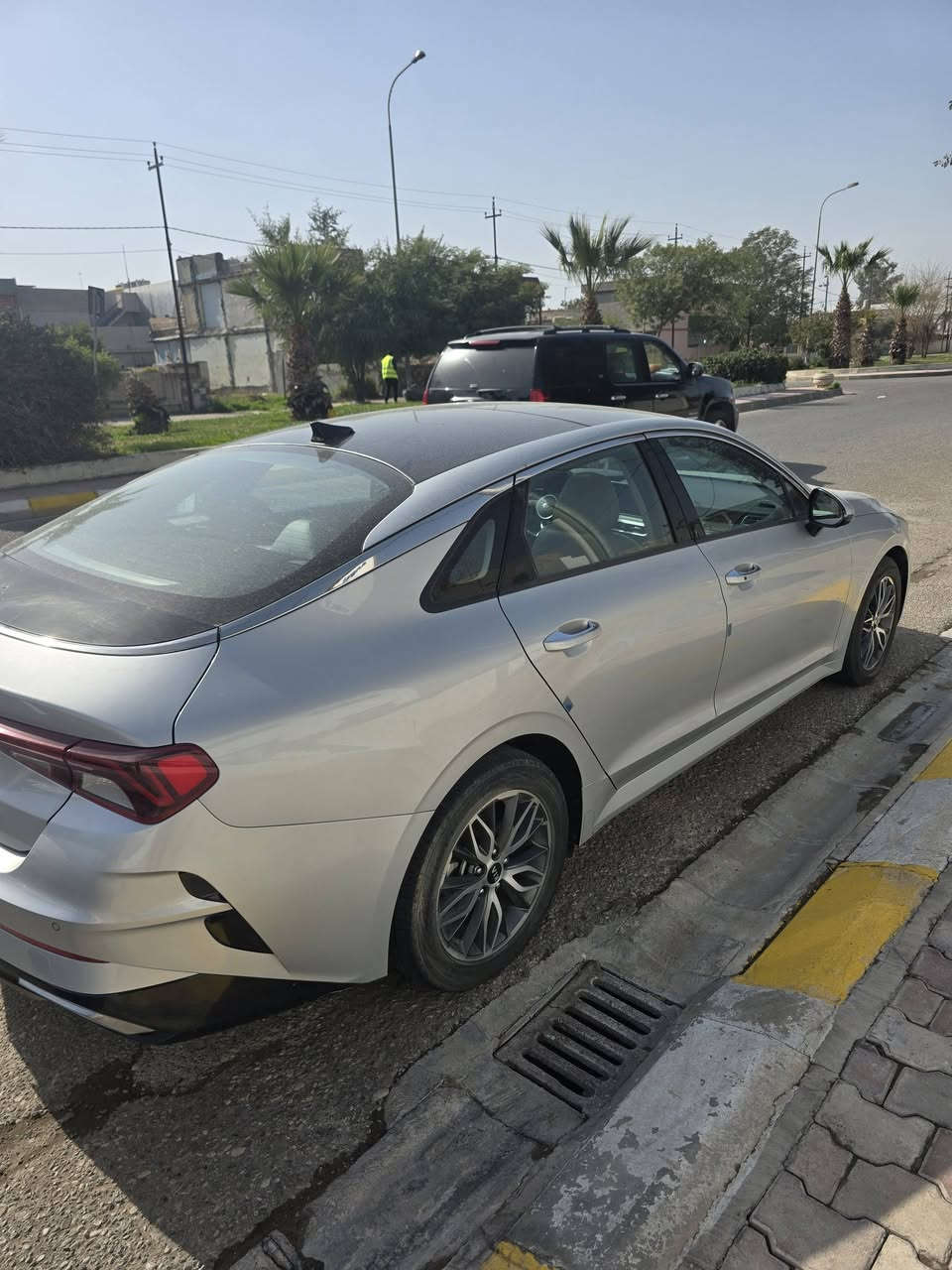 سلام عليكم
Kia k5 2021 خليجي مكفول 
محرك دوش mpi 2.0 مرغوب
فول مواصفات  وكالة nim 
ماشية 88 الف قابل للزيادة 
فول مواصفات
بانوراما 
تشغيل عن بعد
رادار امامي خلفي
كاميرا خلفية
تحديد سرعة 
قطعتين تبريد 

السعر تواصل على الخاص او الرقم  وتدلل 
***********
