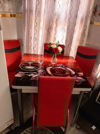 ميز طعام • نظيف كلش • كوت الخضراء