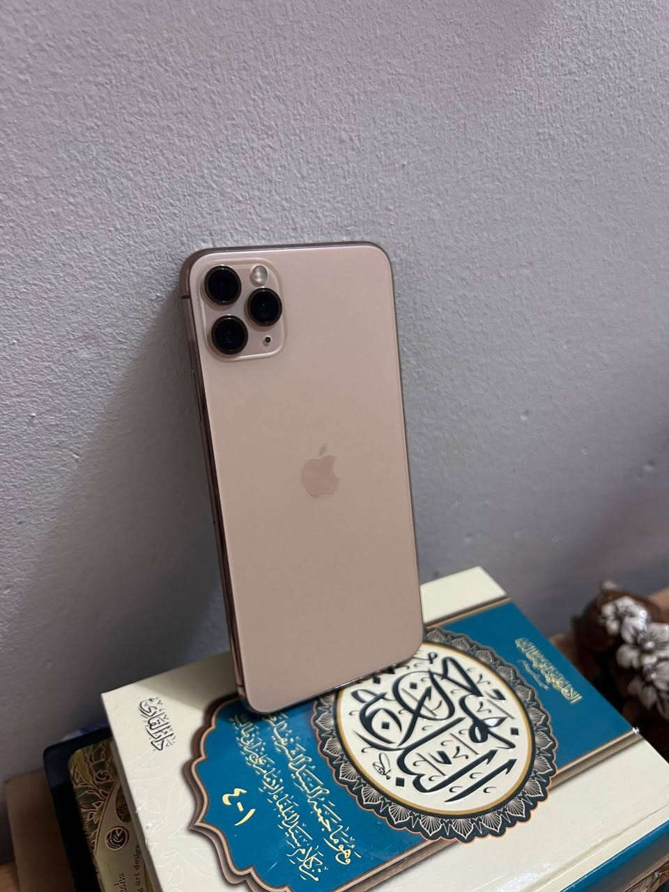 السلام عليكم
ايفون 11pro max
ذاكرة 64 
بطارية 82 
السعر 350 

وايباد air 3
ذاكرة 64 
بطارية 91
السعر 250
للعلم القطعتين ممبدل بيهن شي وممصلح بيهن شي ومابيهن أي عيب وماكو مشكلة للي يريد ياخذ قطعة وحدة سواء جان التلفون أو الايباد وبيهم مجال عنواني بغداد ورقمي *********** وياريت بس واتساب للي يريد يستفسر أو يشتري شاكر وممنون
