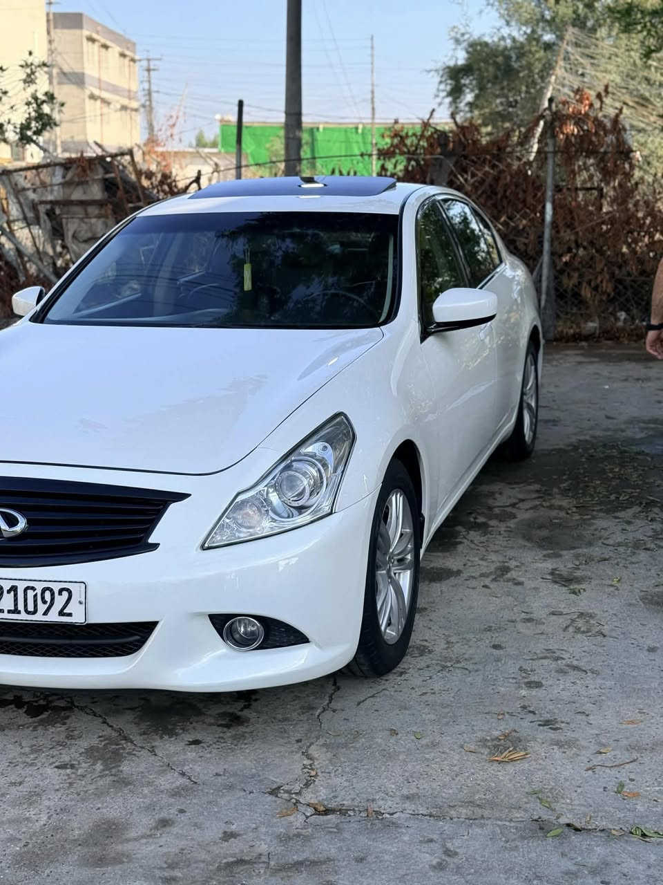 للبيع انفنتي G37 موديل 2013
حدادية امامي خلفي مبدلهن جديد
مكينة وكير خير من الله
تدفئة تبريد
السيارة جاهزة على اخر حباية
وقوتها معروفة الجي ميحتاج اسولف عنها
ترايك وين متحب مكان السيارة الاطباء حي الجهاد
السعر 98 ورقة 
هاتف ***********
