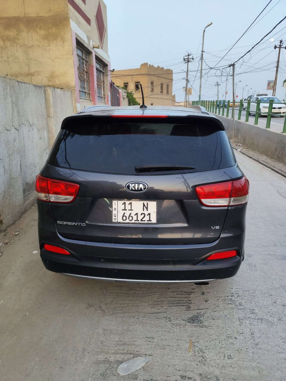 السورنتو 2018
محرك 6 سلندر قطعتين تبريد
 السياره حادثها ربع الجاملغ وشبر بالبنيد بأمريكا 
والعراق بيها صبغ بالجنطة 
محرك كير مكفولات مامفتوحات ع وضع الشركة 
السعر 190وبيها مجال
واذا اكو مراوس بسبورتج 23/24 ونتراهم ع فرق 
***********

