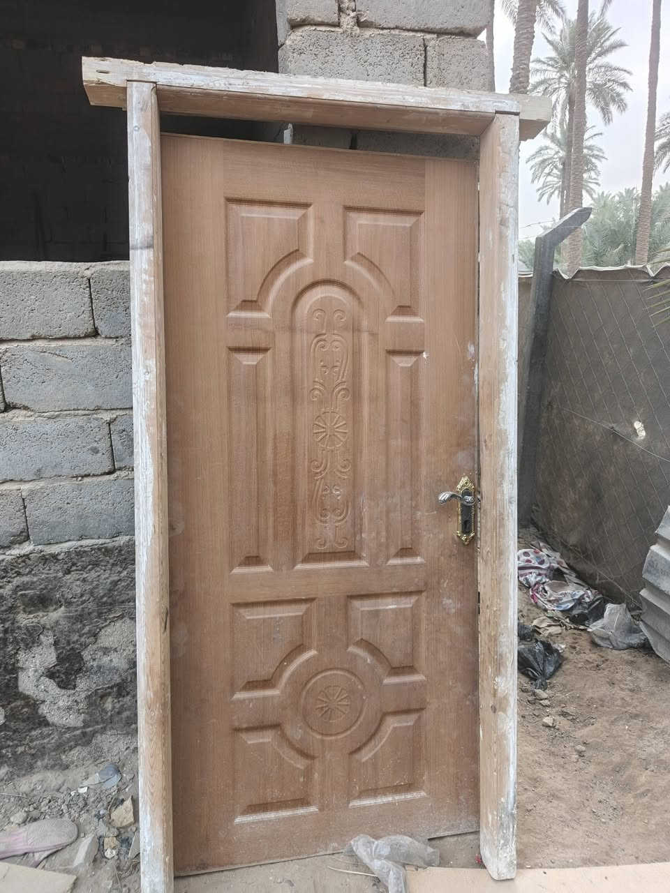 باب خشب عدد ثنين سعر قطعتين ٥٠
باب المنيوم قطعه واحده  سعر ٧٠   
***********
