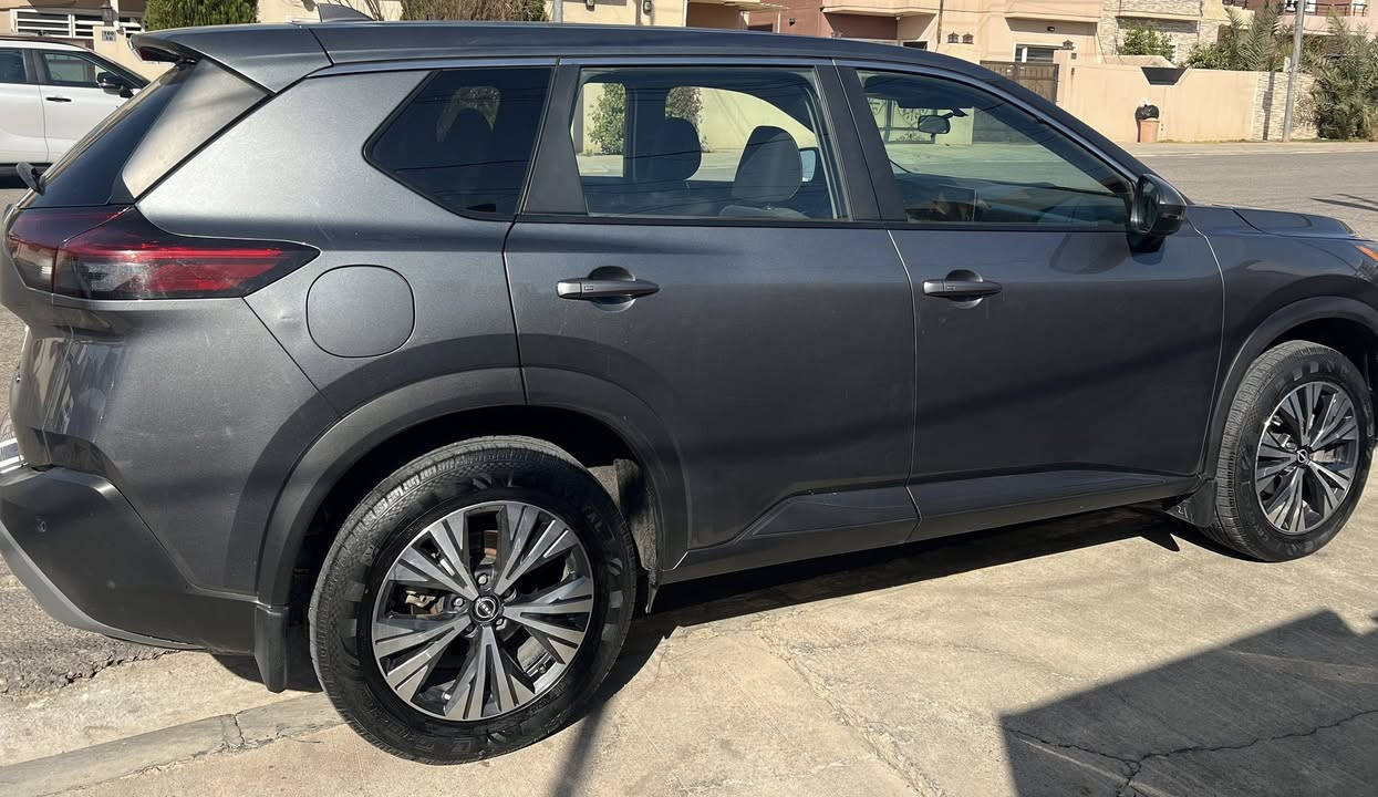 2023 𝐍𝐈𝐒𝐒𝐀𝐍 𝐑𝐎𝐆𝐔𝐄-𝐒,𝐀𝐖𝐃 (٣,سلندر)
نيسان روك موديل : 2023

عداد المسافة : 70 الف

اللوان : نفطي

حجم المحرك :1.5 تيربو  

بــدون صـبـغ✅بـدون تـبـديـل✅بـدون بــــارد✅

(كافة الايرباكات سليمة %100) 

المواصفات : S-AWD

دةبل اكسل AWD

‏‎بصمة ابواب 

‏‎بصمة تشغيل 

شاشة ايباد

‏‎كاميرا

هاند بريك بصمة

اوتو هولد :    Auto Hold

اوتو ستارات : Auto Stard 

اوتو ستارات : Auto Stop‎

‏‎رادار جانبي (نقاط عمياء)

‏‎رادار خلفي (التحذير من الاصطدام)

‏‎حساسات خلفي

نظام : OFF-ROAD

نظام : SHOW

نظام : ECO

نظام : AUTO

نظام : SPORT

كشنات هيتر

ستيرين هيتر

تحكيم ستيرين

تبريد لمس

تبريد مركزي

لايتات ليد زينون 

بكلايتات LED

ويل كروم

السعر ١٦٠ 
‏‎تفاصيل اكثر الاتصال علی ارقام التاليه 

‏WhatsApp - Vibir

☎️ ***********
