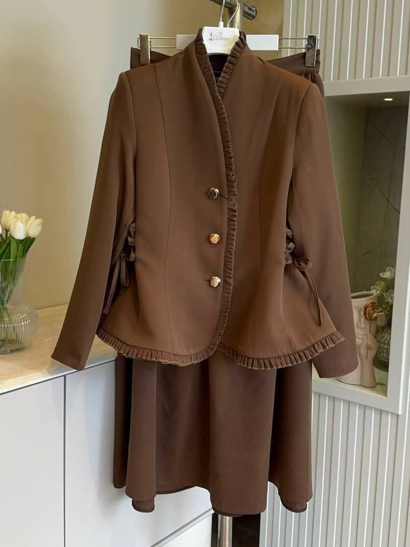 قميص مع تنورة❤‍🩹
السعر 32 الف فقط 

خامة دابل تركي مبطن

38-40-42-44-46-48


**إذا كنت صاحب هذا الإعلان وتريد حذفه لأي سبب، رجاءا أرسل رسالة إلى الدعم الفني**