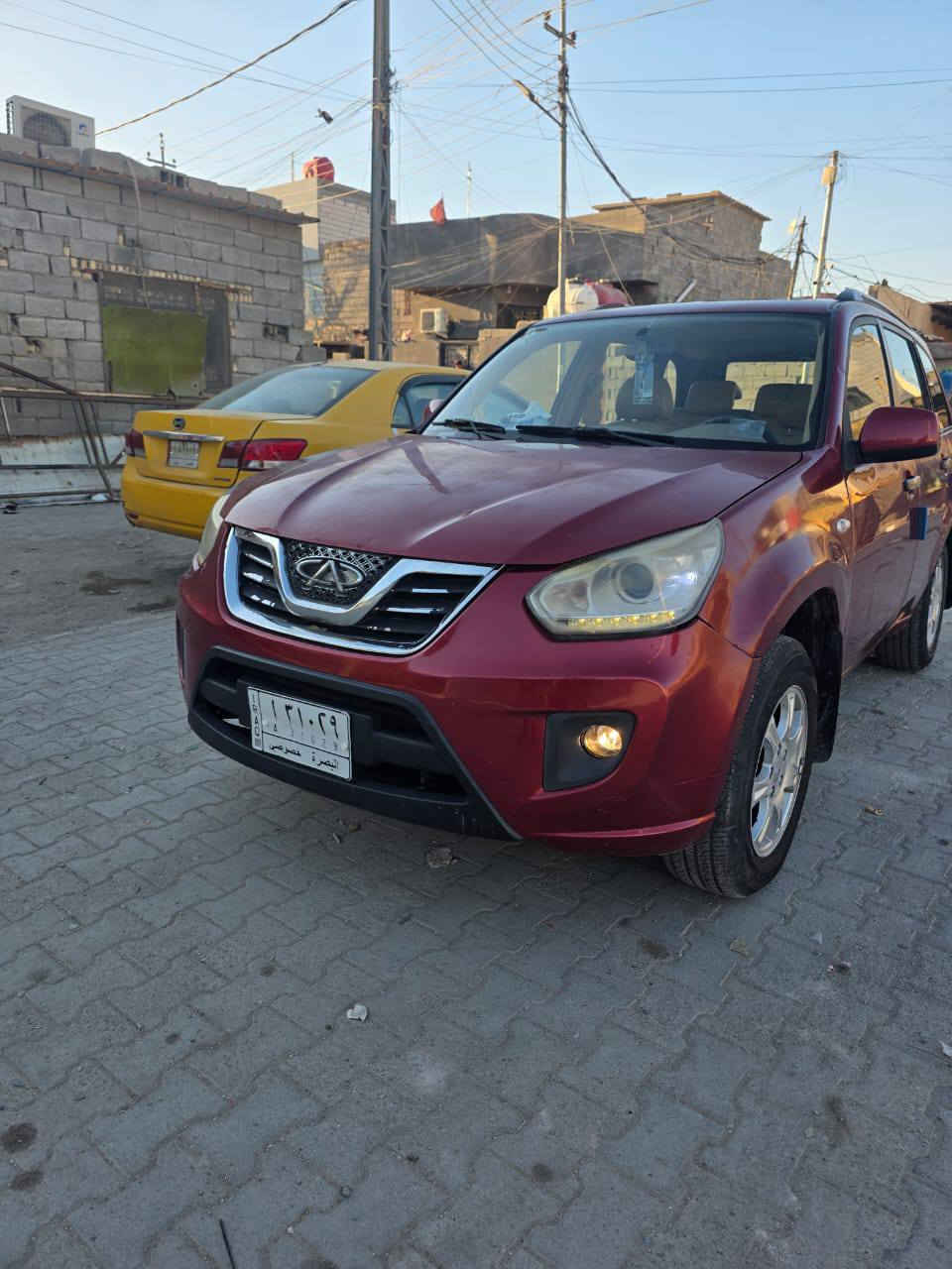 السلام عليكم اخواني تيكو 13 للبيع
سنويه لل27 رقم بصره مكينه بيه خيط بخار  الكير مكفول. لايت زنون تخم تاير جديد ماشيه 130  ع  غرامه تنكص من سعره. 
شاشه كامره  سياره مابيه ضربه. 
ومابيه صبغ  فقط مكانات قليله كلش 
وسعره مناسب. *********** 
ا مكانه بلبصره العاليه أول شارع
