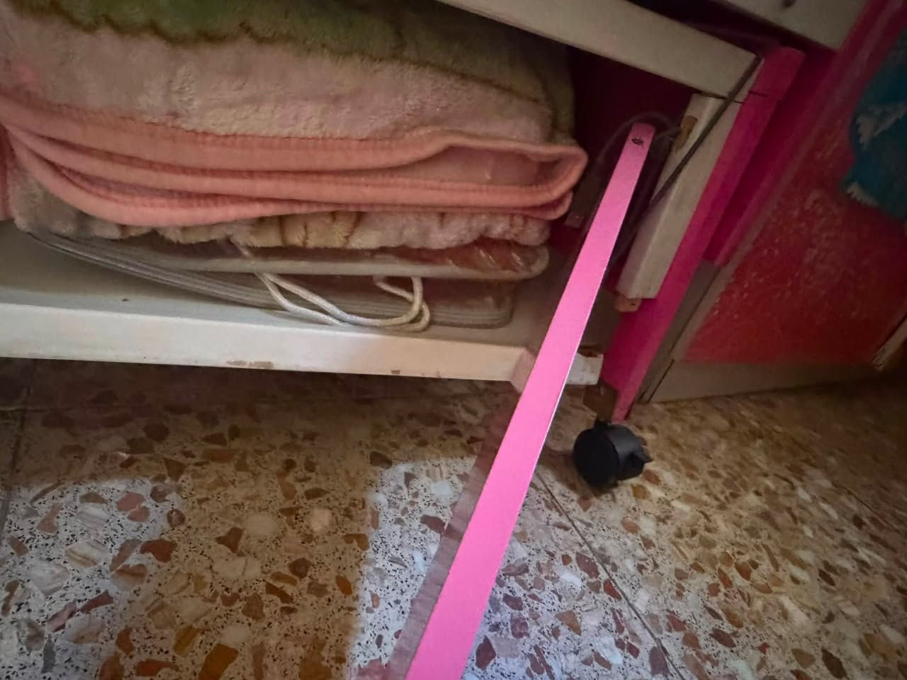 سلام عليكم كنتور مستعمل مال اطفال للبيع وجربايه هزاز مال اطفال بس ملاحظه الجربايه بيها كسر بل مجارير الجوه واضحه بالصوره يمكم سعر الكنتور 75 ويعر الجربايه 75 مكاني بغداد البياع


**إذا كنت صاحب هذا الإعلان وتريد حذفه لأي سبب، رجاءا أرسل رسالة إلى الدعم الفني**