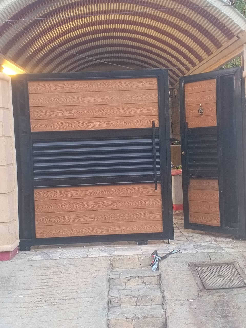 تعلن حدادة علي جبار الحداد 

عن عمل كافة انواع الحداده (ابواب /شبابيك /محجرات/🚪

سقائف كي سبان / كيربي +سندويج +)🚧⛩️

نعمل حسب الطلب وبأسعار مناسبة 😊

توجد حدادة متنقله 🛵

للحجز والاستفسار مراسلة الصفحة📩

اوالاتصال علئ الارقام التاليه 📑

        ***********    ***********

