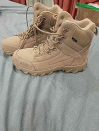 حذاء عسكري • مقاس ٤١ • يجنن