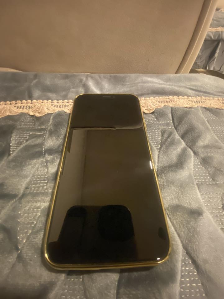 سلام عليكم اكس عادي لون اسود جهاز بتل شاشا وبطاريه نوعيه زينه جهاز يخبل بس ضهر مكسور ‏دكمه مال تشتهي طب جوا ذاكره 256 ونطيك ويا اكس عادي شاصي وكاميرات هديه مراوس ايباد وشعندك نزل اكس لبيض هدي قطع خيار الك مكان بغداد لحريه


**إذا كنت صاحب هذا الإعلان وتريد حذفه لأي سبب، رجاءا أرسل رسالة إلى الدعم الفني**