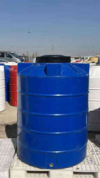 السلام عليكم
معمل خزانات الشاهين 🦅
خليك مطمئن دائمًا ويانا ✅

خزانات الشاهين مصممة بحماية UV ضد أشعة الشمس فوق البنفسجية والحرارة، وتمنع تكون البكتيريا 🌞💧
جميع خزاناتنا تصنع من مادة البولي إيثيلين الغذائي المعتمد دوليًا وبحسب المعايير الأوروبية ✅

تحتوي خزانات الشاهين على مادة مخصصة غذائيًا، ناصعة البياض، تمنع تراكم الشوائب داخل الخزان وتحافظ على نقاء الماء 💦

📣 خزان بالحجم الحقيقي؟ نعم، حرفيًا!
🔵 مع معمل الشاهين، ما تراه هو ما تحصل عليه:
✅ سعة 100% حقيقية
✅ حجم مطابق تمامًا للمواصفات
✅ تصميم يوفّر أكبر استفادة من المساحة
✅ مثالي للاستخدام السكني، التجاري والصناعي

💬 الجودة تبدأ بالصدق… وقياساتنا تبدأ من الواقع

الأحجام المتوفرة:
 • 1500 لتر
 • 1300 لتر
 • 1000 لتر (أشكال مختلفة 3️⃣)
 • 500 لتر عمودي
 • 500 لتر أفقي

متوفر بجميع الطبقات ✅

📦 إذا كنت بأي محافظة من محافظات العراق، نستطيع توصيل الخزان إليك بأفضل جودة وأرخص سعر 💵✅

البيع جملة والمفرد
📍 العنوان: الناصرية
💌 للاستفسار: /***********.    #

#صنع_في_العراق
#صناعتنا_عزتنا
#صنع_في_ايدي_عراقيه
#العراق_خزان_صناعه_جوده_عاليه
#العراق #صنع_في_العراق
#صناعتنا #فخرنا
#منتج #وطني #الشاهين #خزانات #العراق #لايك #بغداد #ناصريه@إشارة@إشارة
