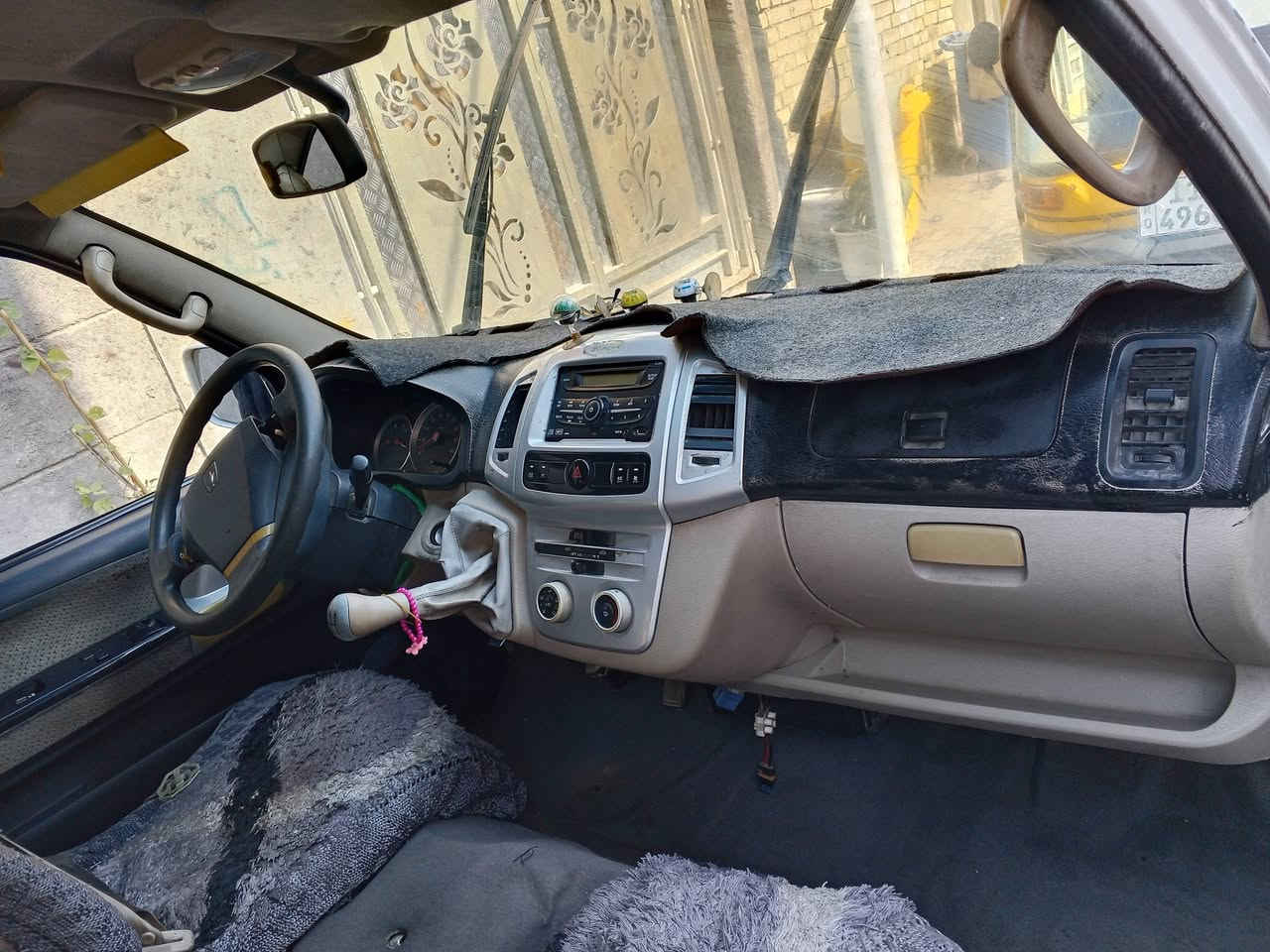 سلام عليكم اج وان للبيع موديل 14بسمي تحويل مباشر هاي كدامك السياره مكاني بغداد تفاصيل اكثر إتصال ***********
