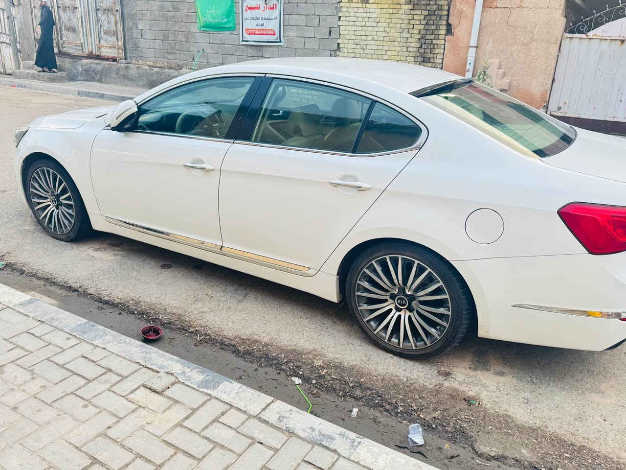 السلام عليكم للبيع الموديل 2014

كيا كادينزا خليجي  داخل ملكي 

السيارة فول ١/١  

6 سلندر 

اللون ابيض لؤلؤي🩷

المواصفات✅

فول فول 👍

-تشغيل بصمة مع بصمة الابواب الامامية🎶

داخل  كريمي ملكي ❤️

-نظام ترحيب😍

-انارة بالمرايات والابواب الامامية👍

-كاميرا وحساسات خلفية❤️

-حساس ماسحات💕

-بردة خلفية متحركة👍

-كشنات كهربائية جلد تدفئة وتبريد  ❤️

-كشنات خزن ميموري 🥰

-لوحة تحكم بالكشن الخلفي👍

-لد امامي وخلفي💕

-تحكم كامل بالستيرن💁

-شفتات ستيرن رياضي بلادي❤️

-نظام ترحيب 👌

-اشاير مري+شفط+قلاب 💁

وباقي مواصفات الكادينزا معروفه 

السيارة مضيوف الهة منضومة غاز كاملة 

السيارة رقم بغداد منتهية السنوية قبل شهر 

السعر 135 

مكان السيارة البصرة القبلة

*********** البصرة, العراق
