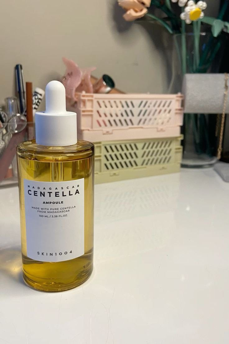 ✨ CENTELLA FACIAL SERUM AMPOULE ✨
سيروم سنتيلا الكوري الترندي 🇰🇷𐙚⋆🩰⋆🦢
✨ يرمم حاجز البشرة
✨ يقلل الاحمرار والحبوب
✨ يرطب ويغذي بعمق
✨ يحفز الكولاجين
مناسب للبشرة الحساسة، الدهنية، المختلطة والمليانة مسام أو حبوب.

توجد توصيل لجميع المحافظات العراق 🇮🇶🚚🚕للحجز والاستفسار يرجى التواصل عبر الخاص 📩💌توجد لدينا عروض خاصة وخصومات وهدايا 🎁😍


**إذا كنت صاحب هذا الإعلان وتريد حذفه لأي سبب، رجاءا أرسل رسالة إلى الدعم الفني**