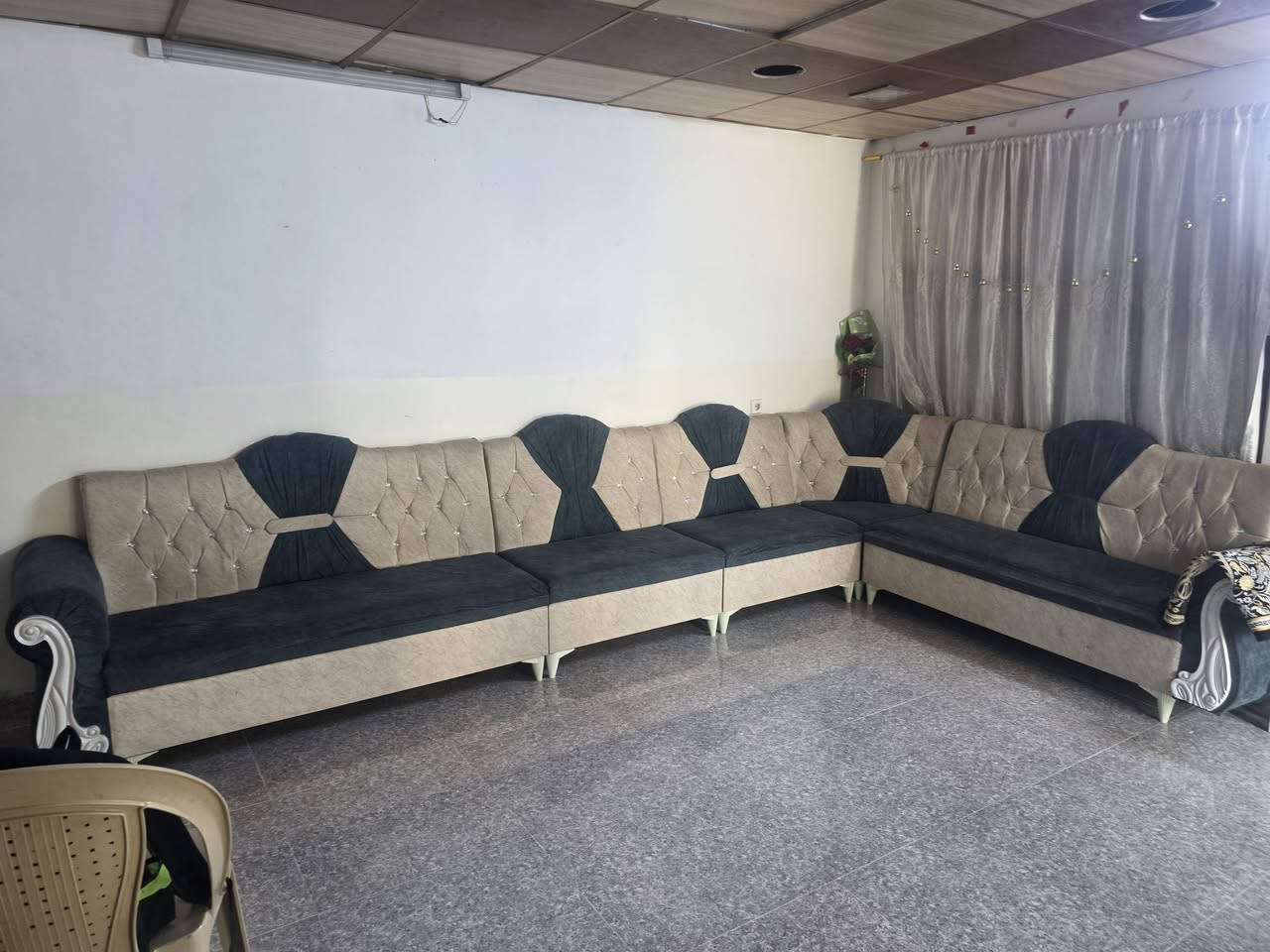 ديوان للبيع سعر ١٥٠ وبي مجال ...كركوك شورجه


**إذا كنت صاحب هذا الإعلان وتريد حذفه لأي سبب، رجاءا أرسل رسالة إلى الدعم الفني**