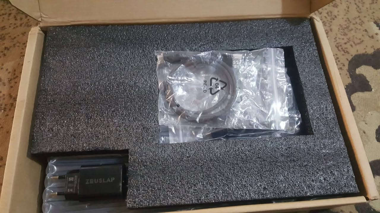 السلام عليكم شاشة لمس محمولة جديدة 16 انج ماركة ZEUSLAP  P16T السعر والتفاصيل خاص متوفر توصيل


**إذا كنت صاحب هذا الإعلان وتريد حذفه لأي سبب، رجاءا أرسل رسالة إلى الدعم الفني**