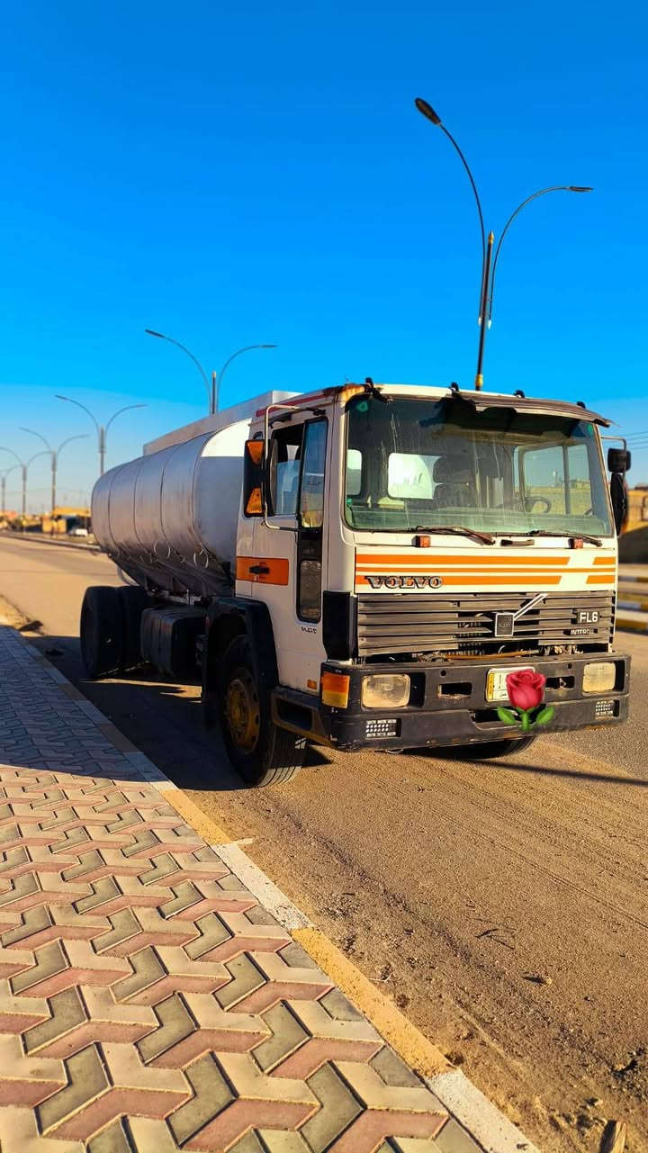 فالفو اف 6موديل 91رقم قادسيه سنويه صار سنه نافذه راعيها يريد مداور گير ومكينه واكسل حلوات كير 6 نمر عادي بدون فقسه شاصي بيه طواله زوج تايرات الامامي ياباني جديد والخلفيات نص عمر سياره نقصها بريك خلفي مقطوره مغلون 10 الف ترايك وين مايعجبك  مكاني ناصريه ب 75وبيها مجال قليل     ***********
