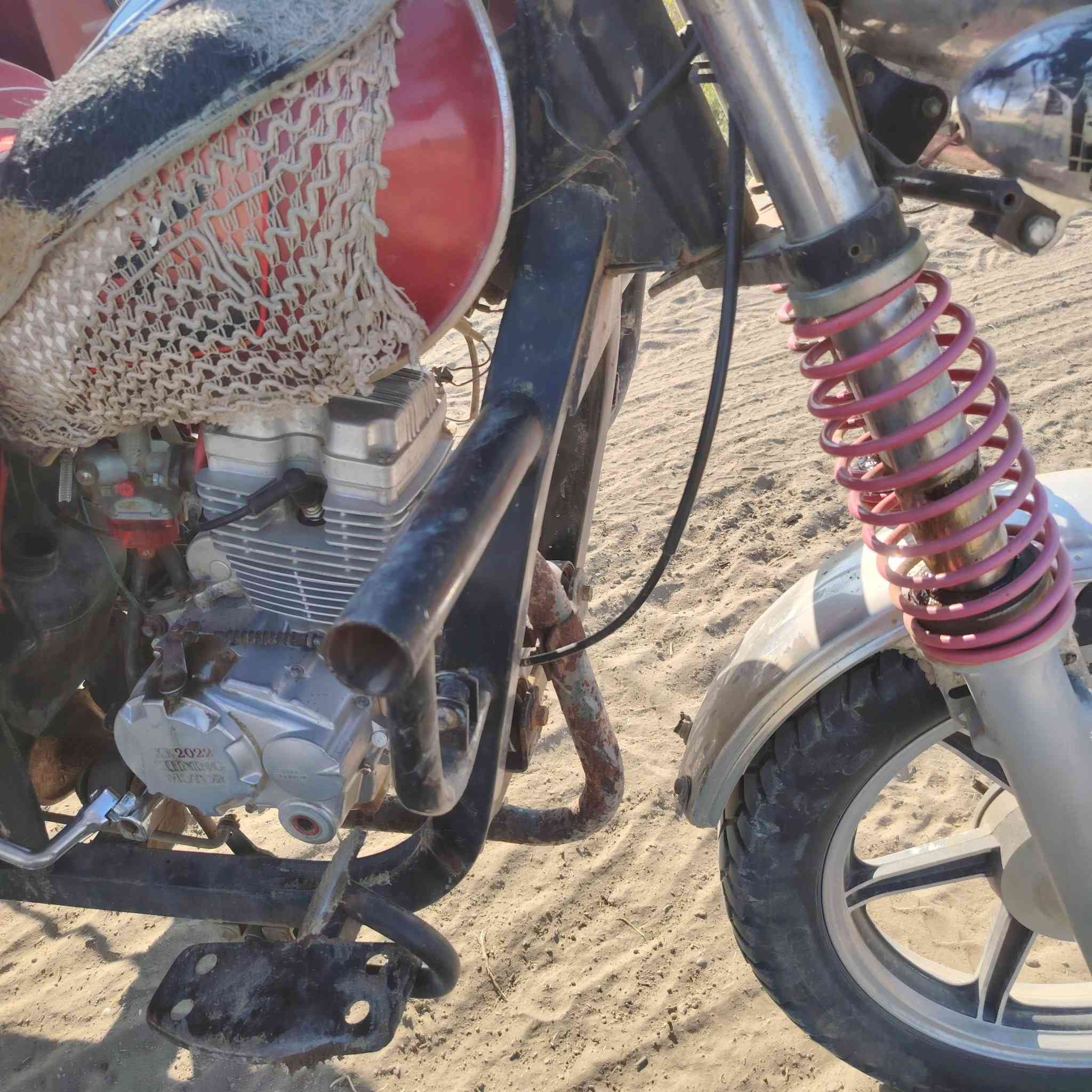 سلام عليكم ستوته لبيع موديل٢٢ مسجله تخبل محرك خير من الله  ***********
سعر ٢/٤٠٠
