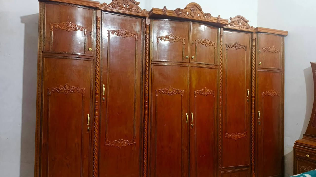 غرفه اخشاب تزكام 6بيان طابقين مشروطه جديده مكاني ناحية الصلاحيه شاميه 600
***********
