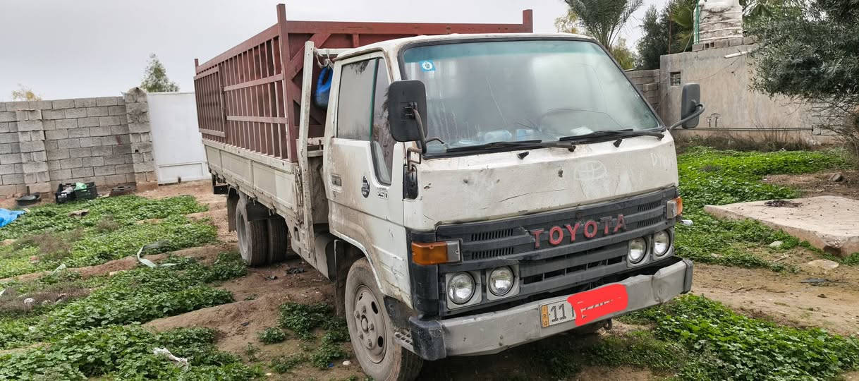 بو فروشتن داينا ره قم به غداد به ناوى خومة شوين خانه قين سحرى 65 كه لا ومه حمله تيداية ئه كر موشتريت به يوندى به م زه مارى بكه ى ***********
