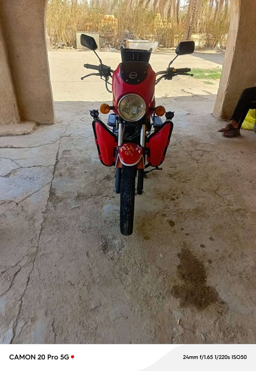 السلام عليكم
دايون نفخ موديل 22
لون احمر
اوراق اصولي 
دراجه كلشي بيها شغال شلعه ومعدل
نكرة سلف مابيه نقوصات مال جناي 
انضف من صورة بعد 
سعرها 1300
الاستفسار 
***********
او خاص
