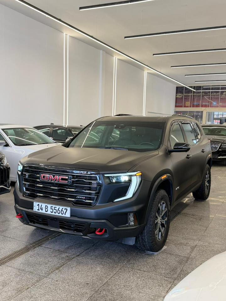 🚘 GMC Acadia AT4 2024
داخل زيتوني 🌿
موديل 2024
✅ كفالة
✅ مغلفة PPF
✅ تقرير غرق مياه أمطار
💰 السعر 35500$
ماشيه 15 الف 
✅ محرك 2.5 تيربو
بقوة 328 حصان وعزم 326 رطل/قدم
✅ قير أوتوماتيك 8 سرعات
✅ دفع رباعي AWD مع نظام Active Torque Control
✅ سحب لغاية 5000 باوند
✅ شاشة وسطية 15 إنج
✅ شاشة عدادات 11 إنج
✅ كامرات 360
✅ أكثر من 15 نظام أمان ومساعدة سائق
✅ رادار + مانع تصادم + تنبيه مسار
✅ نظام Super Cruise المتوفر (سياقة شبه ذاتية)
✅ 7 وضعيات قيادة مختلفة
✅ تعليق AT4 مخصص للأوفرود
✅ ارتفاع أعلى عن الأرض
✅ جنوط 18 إنج مع تايرات All Terrain
✅ فتحة سقف بانوراما
✅ مقاعد جلد كهربائية تبريد وتسخين
✅ نظام Bose الصوتي
✅ باب خلفي كهربائي
✅ صف ثالث واسع

🌿 داخلية AT4 تجي بلون Forest Storm الزيتوني مع لمسات Mahogany المميزة.


**إذا كنت صاحب هذا الإعلان وتريد حذفه لأي سبب، رجاءا أرسل رسالة إلى الدعم الفني**