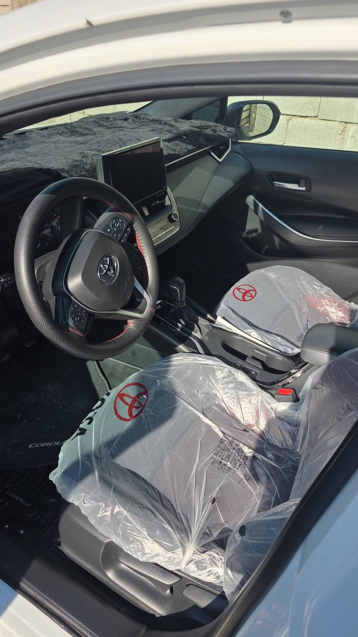 السلام عليكم سياره للبيع كورلا موديل ٢٤ سياره فول عدى الفتحه كلين بدون اي حادث وارد امريكي se
السياره ماشيه 31الف رقم السياره اربيل 
السعر 180 بيهه مجال بسيط ***********
