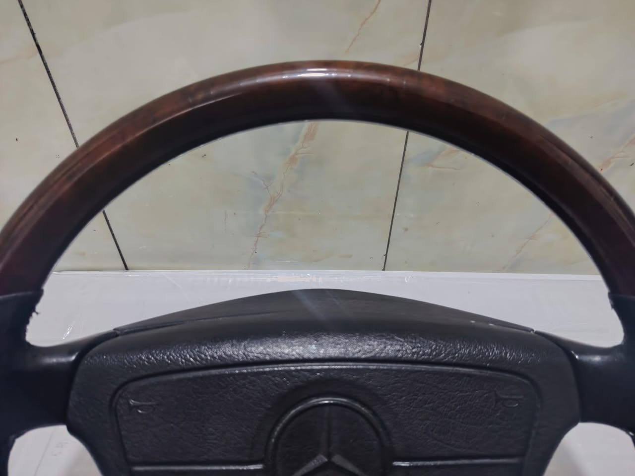 سلام عليكم للبيع دركه شبح صاج مطعم ام صفره ام اليرباك  نضافه مالته موضحه بل صور سعر 80 وبيه مجال عنوان بغداد البنوك للتواصل ***********
