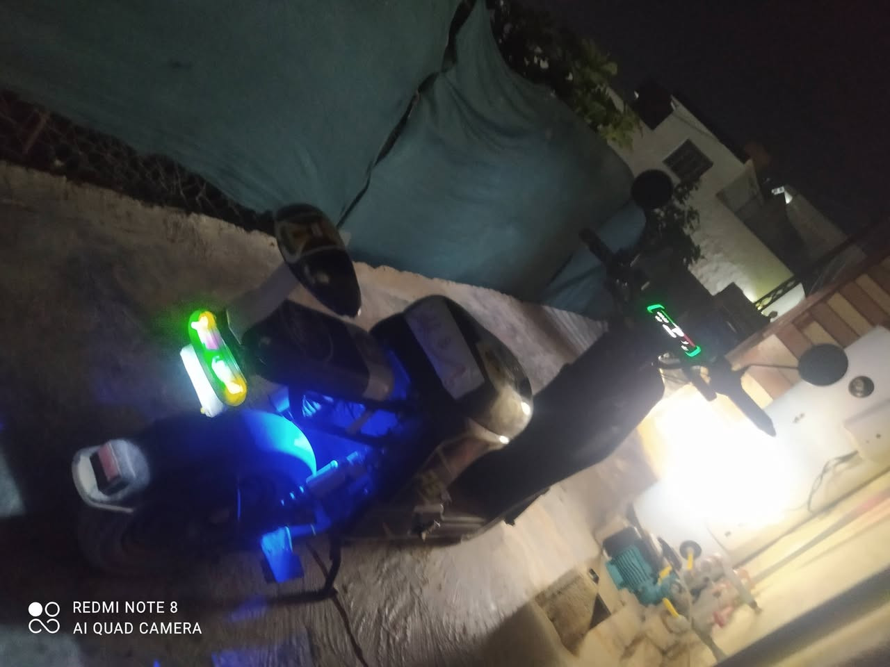 السلام عليكم دراجه شحن R9للبيع السعر راسلني خاص اواتصل***********
