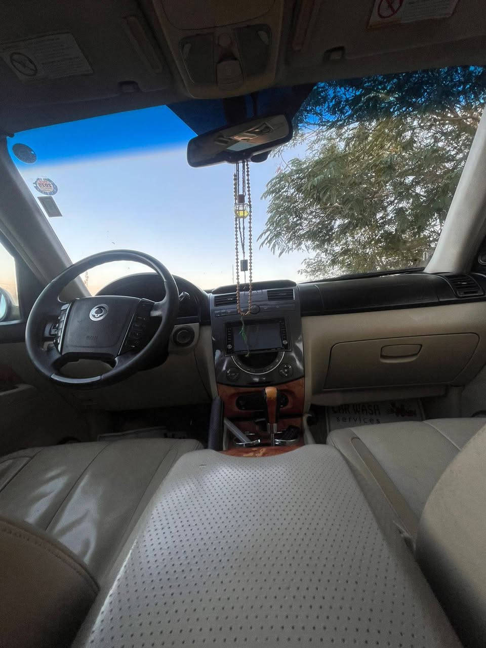 سلام عليكم
سيارة سانيونك  للبيع او مراوس
موديل2011

سيارة فول فول تدفئة تبريد شغال

كشنات جلد كهرباء تدفئة 

فاتحة سقف

مكينة وكير بطة 3000ديلكو

بدون ضربة وبدون صبغ بس بيهة شبر بلصندوك بارد

سنوية جديد بسمي سيارة

سعر90$وبي مجال بسيط

رقم:***********
