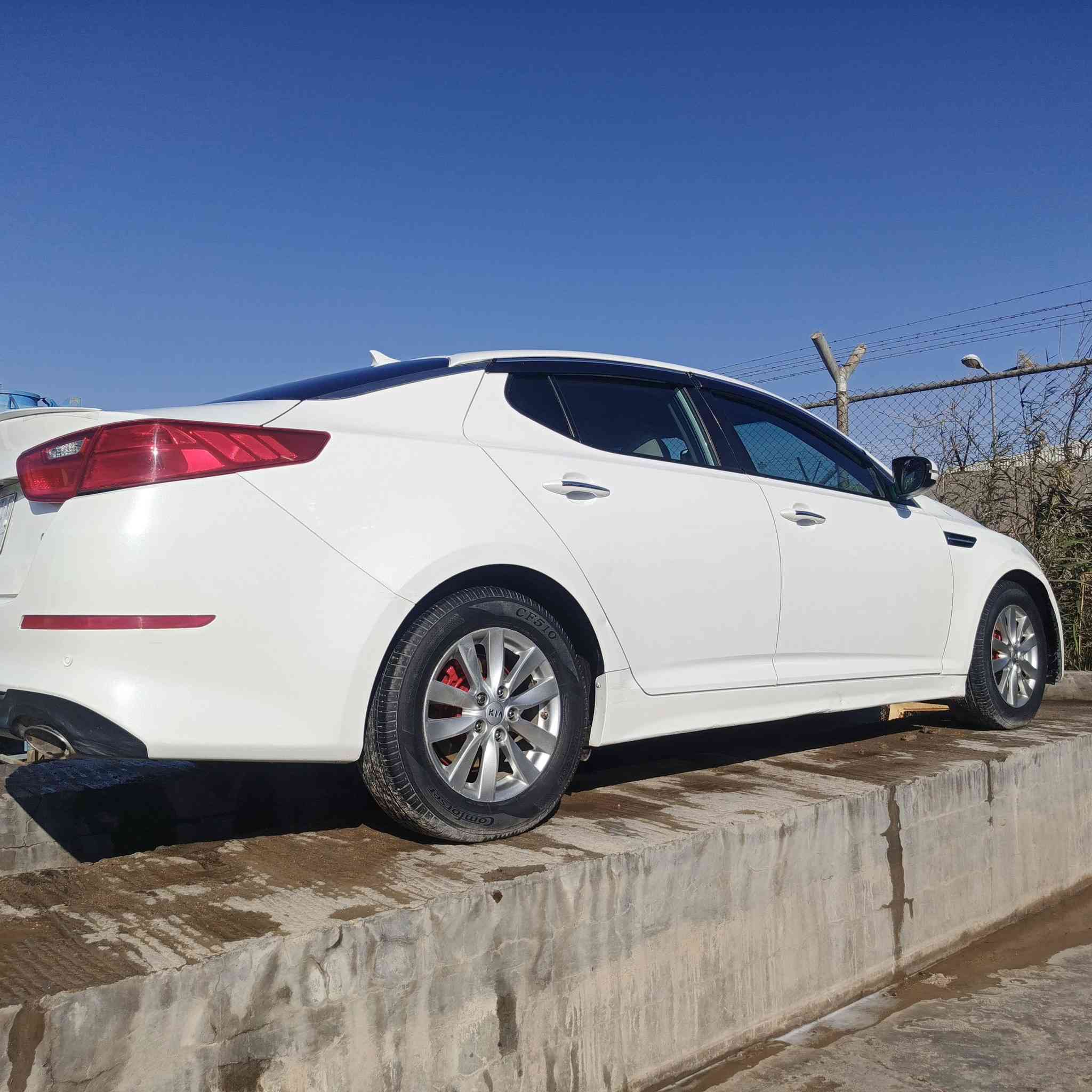 اوبتيما 2015 امريكي رقم واسط بيهه جاملغين الاماميات والبنيد مصلحات نفسهن ليبل واحد والسعر ١٢٢ وهاي تفاصيلها كامله


**إذا كنت صاحب هذا الإعلان وتريد حذفه لأي سبب، رجاءا أرسل رسالة إلى الدعم الفني**