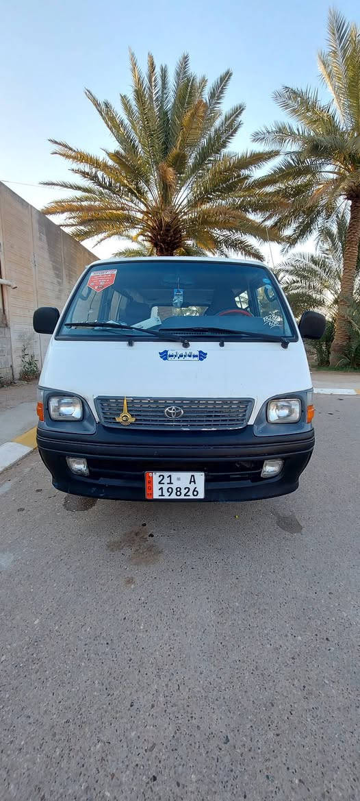 السلام عليكم 
تيوتا هايس ٢٠٠٧ رقم سليمانية تحويل مباشر محرك ونجي ١٤ راكب كهربائيات شغالة كير عادي بلادي غرفة جديدة كشر نظيف شواصي نظيفة محرك وكير نظيفة السيارة ينقصها فقط تبريد 
السعر ١٠٠ ورقة وبيها مجال شي قليل رقمي *********** مكاني الانبار القائم
