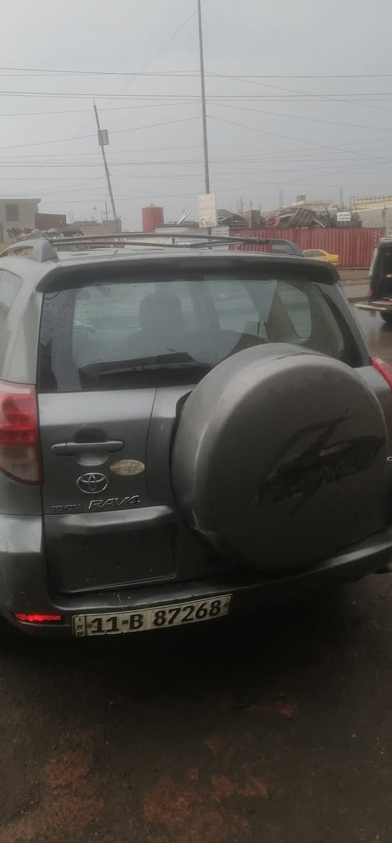 السلام عليكم راف فور موديل2008 بغداد رقم انكليزي بإسمي 5راكب محرك3500 رايدها 88 وبيها مجال العنوان بغداد مدينة الصدر رقم التلفون ***********
