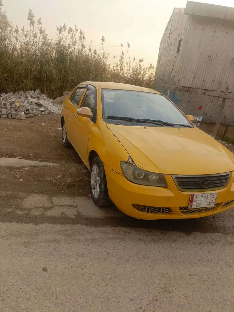 اسلام وعليكم ليفان 620 للبيع موديل 11 مصفره هيه وغرامات شرط التحويل بيع كير ومكينه كورله بيكاجو بيه بدايت بخار قاعدت الفيوزات مخربطه بس مال لايتات السعر 37 وبيه مجال للطيبين المو شراي لا يكسر رقم *********** العنوان بغداد فيلكت سلمان باك
