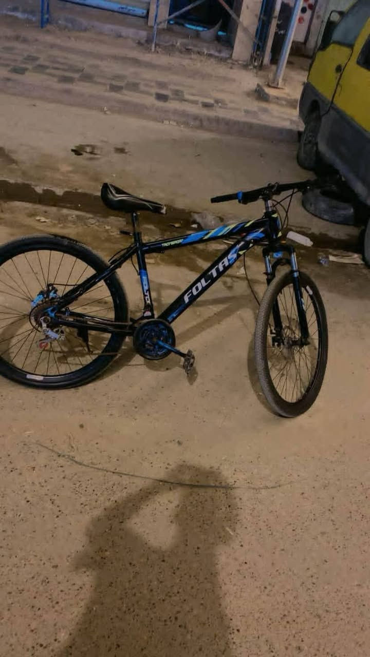 السلام عليكم باسكل مال سباق كير شغال الي كدام تلث نمر والوره سبع نمر جاممرلغات موجده سعر 75 وبيه مجال مكاني بغداد الشعب رقمي ***********
