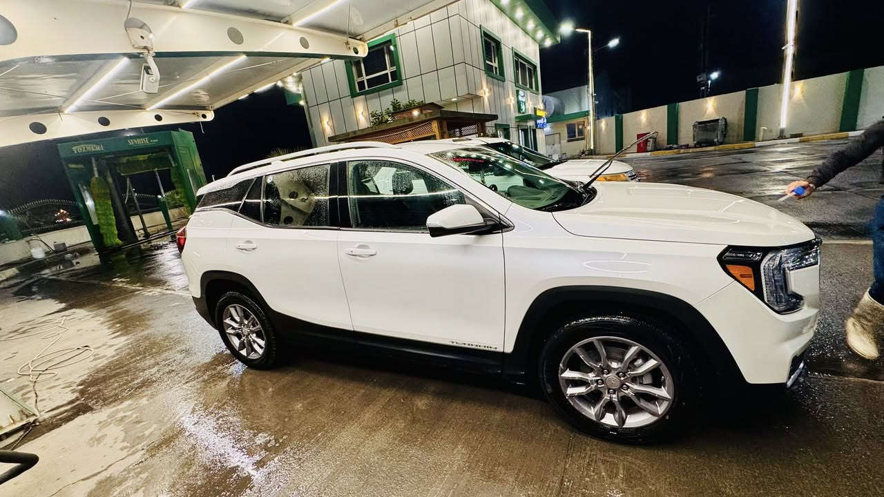 للبيع GMC تيران 2022
مكانها كركوك 
Slt
حادثها جاملغ وحافة الباب بدون ايرباك 
ماشية 65 الف ميل 
***********
