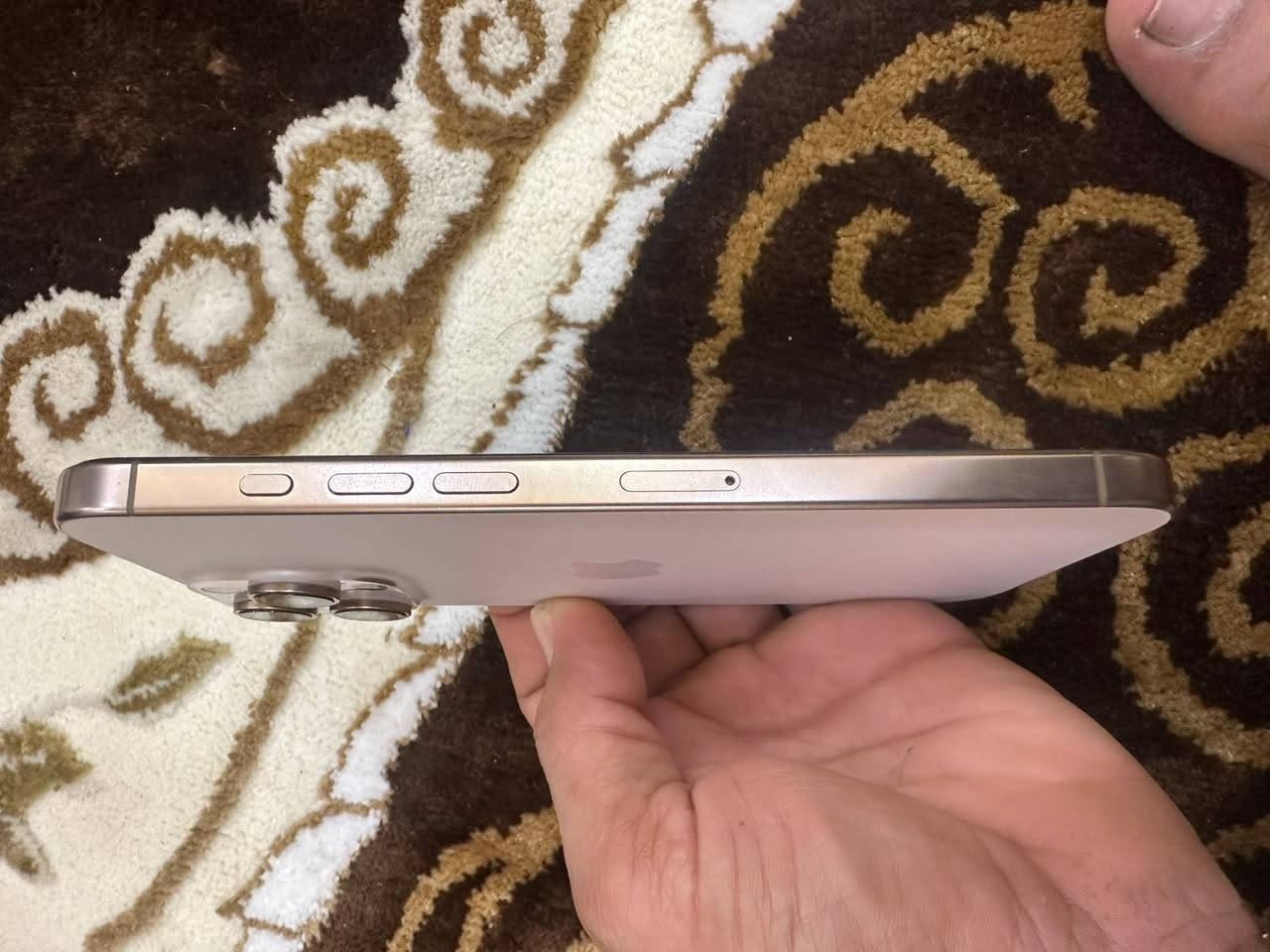 آيفون 16برو ماكس جديد مكانيه البصره الشعيبه رقمي ***********
