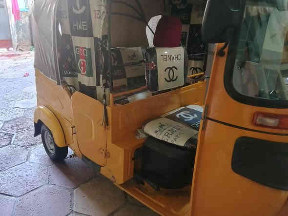 #تكتك للبيع موديل 21 رقم واسط 
***********
