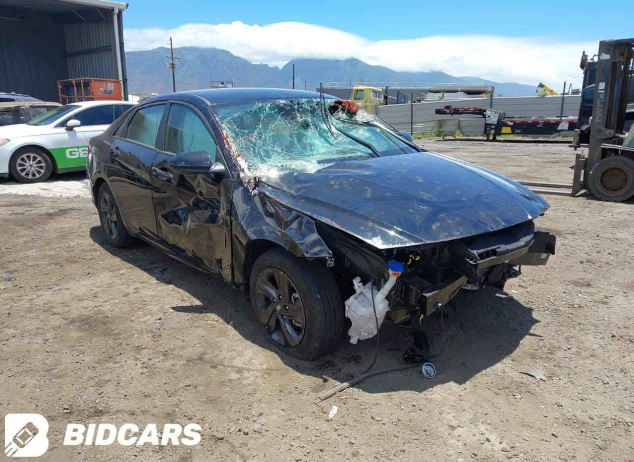 من رخصت الادمن..... سلام عليكم شباب....  النترا امريكي ٢٠٢٣ فول عده الفتحه زيرو ماشيه ١٧ الف حقيقي رقم بغداد الإنكليزي بأسمي.. لتنويه لسياره ع ايدي رقمتها حادثها مرفق بالمنشور وسياره ليبل واحد عده باب السكن مبدل وبيها بارد ومكفوله لغود وشواصي وايرباكات البرده فقط طاكات دشبول ودركه سليمات مكينه ٢٠٠٠ دوش كير ٣ انظمه قياده نيرمل وسمارت وسبورت رادارات جانبيه وخلفيه وتوقف ذاتي اتو للخلف صندوق ذكي عند الاقتراب بصمه تشغيل عن بعد بصمه أبواب وصندوق لدات ترحيب بيدات الابواب تبريد تدفئه شغالات تخم تاير جديد مال الشركه تحكم ستيرن جهتين شاشه اعطال كار بلي سيارة مرتبه بالعافية ع لياخذه وبيه ملاحظات بسيطه مكان السيارة بغداد السيديه السعر(136) ورقه تحياتي الكم اسف ع الاطاله....للإستفسار ***********
