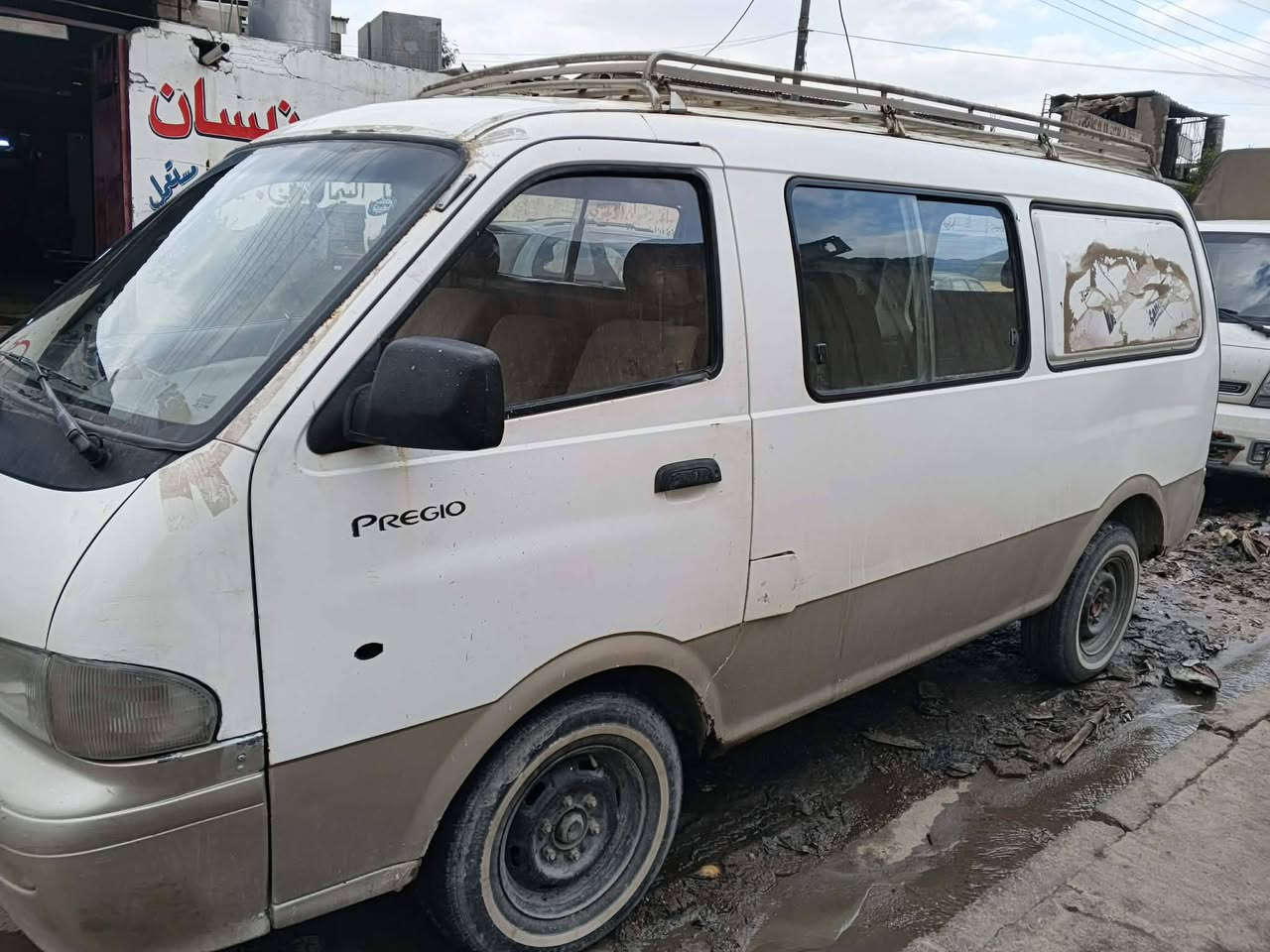 السلام عليكم 
بريجو للبيع رقم انكليزي  موديل 98 سنويه بسمي السعر 45 وباقي التفاصيل اتصل على رقم مكاني موصل ***********
***********
