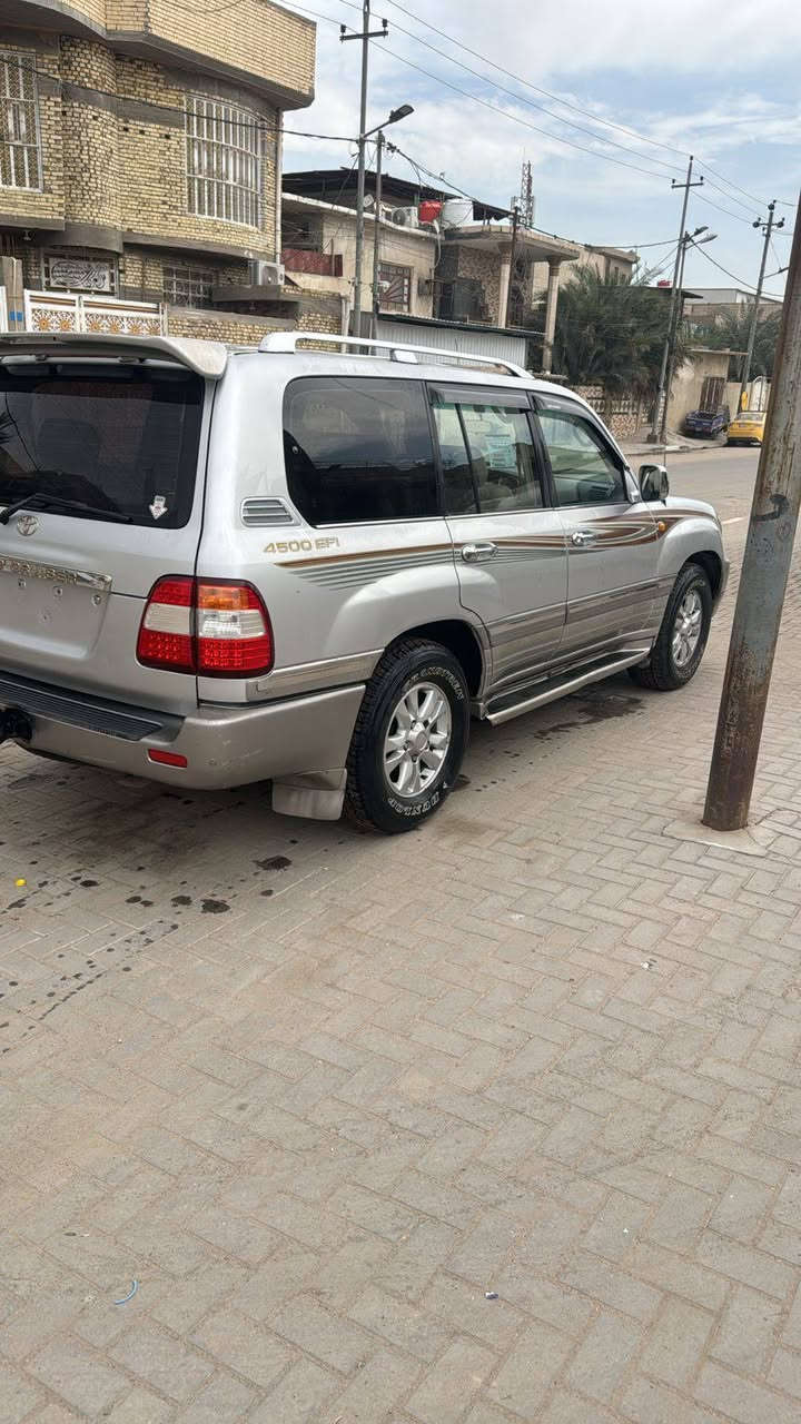 السلام عليكم ورحمه الله وبركاته لاندكروزر موديل 2006 جاهزة من كلشي تبريد مكينة كير خير من الله اوتو ناتيك فور ويل دبل تانكي فتحة سقف بيعة كتاب مزاد بأسمي ابيع هذا الموجود سعر 105وبيهة مجال بسيط الشراي يتصل على الرقم ***********
***********0
مكاني بصرة قرب ساحة سعد
