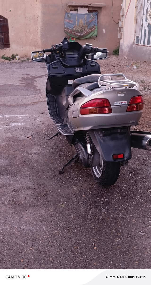 سلام عليكم شباب سكاي وايف 650 درجة كير مكينه كفاله درجة جاهزه كله شغاله سعر واحد 750 وبيه مجال الستفسار عل رقم ‏‪***********‬‏ بيع أو مراوس
