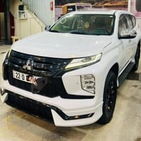 للبيع فقط   باجيرو سبورت 2020  كت رياضي   ‎مواصفات السيارة💫  ‎فتحه سقف...