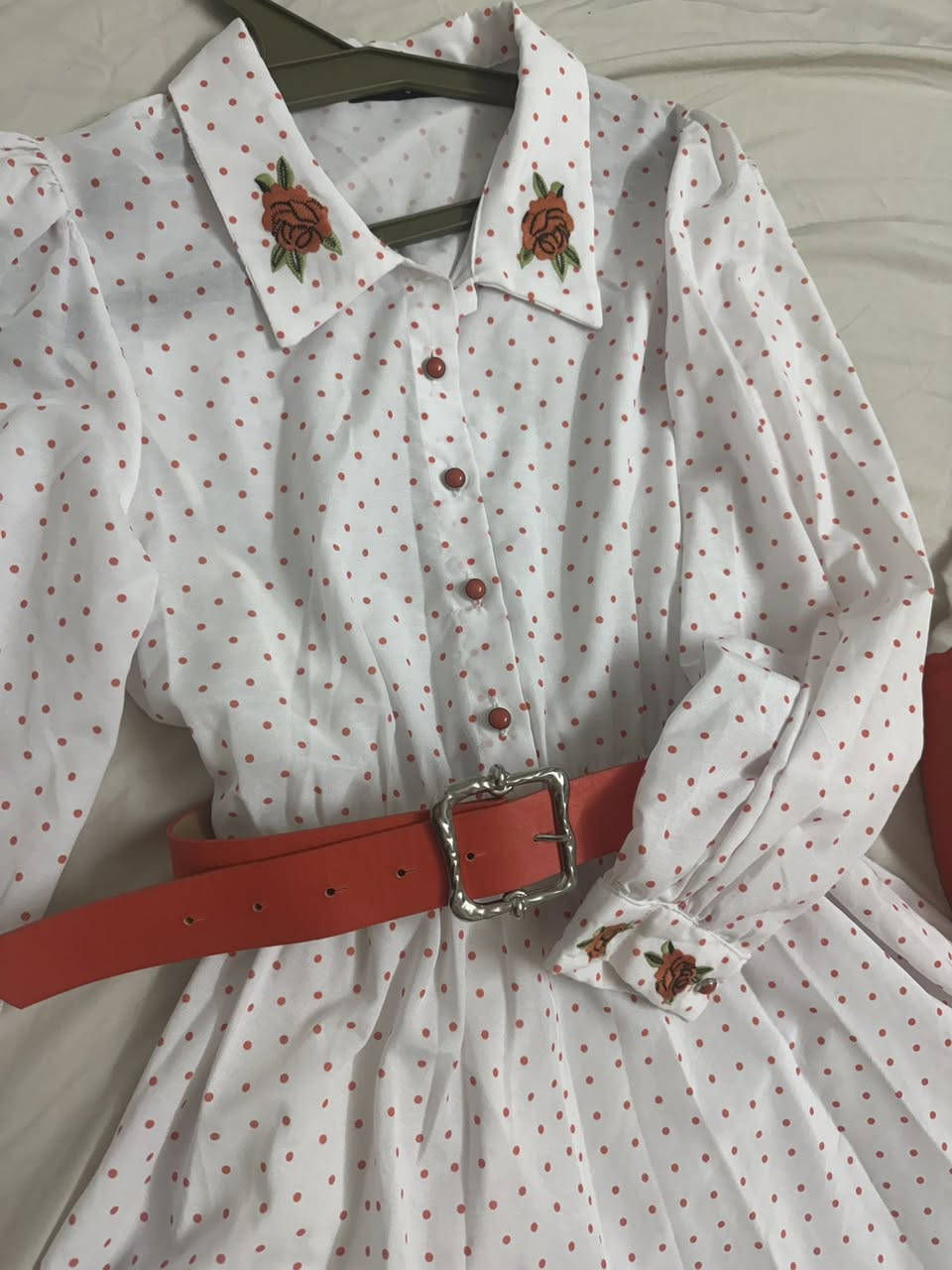 فستان النزاكه وكياته ب٣٠ فقط 
قياس m,l


**إذا كنت صاحب هذا الإعلان وتريد حذفه لأي سبب، رجاءا أرسل رسالة إلى الدعم الفني**