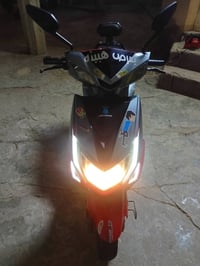 عندي ماطور شحن للبيع كلشي شغال مكفول بطاريات عل فحص كهربائية مكفوله  ن...