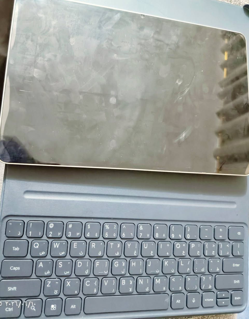 ايباد HONR 10pro للبيع مستخدم قليل غراضه كامله السعر 375 الف اذا عندك شي تراوس بي يرهم  العنوان الرمادي ***********
