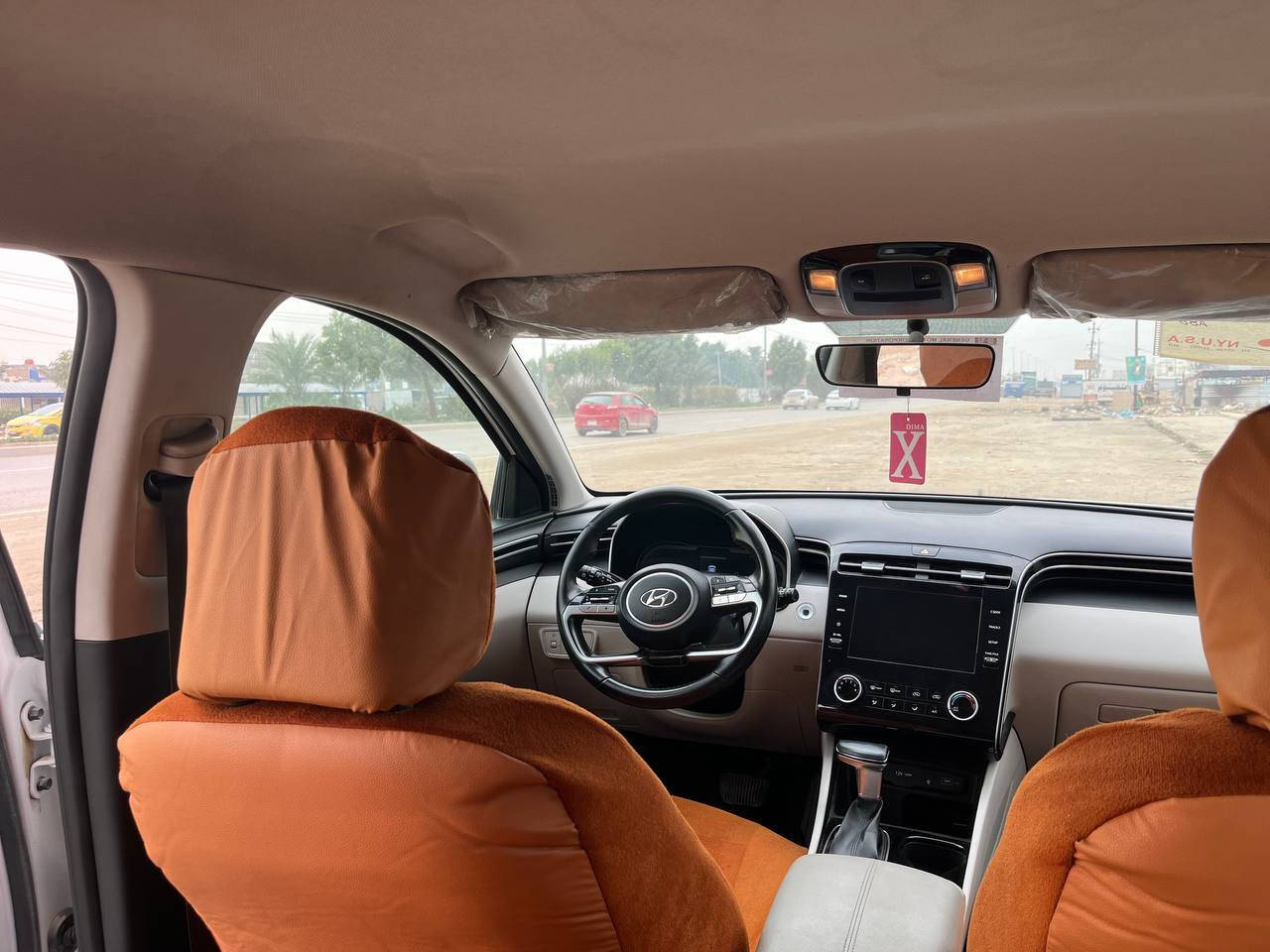 السلام عليكم 
توسان خليجي موديل 23
ماشيه 52 السياره كفاله عامه 
  بس الصندق صبغ
رقم بغداد بااسمي 
مكان السيارة بابل 
السعر 205

***********
***********
