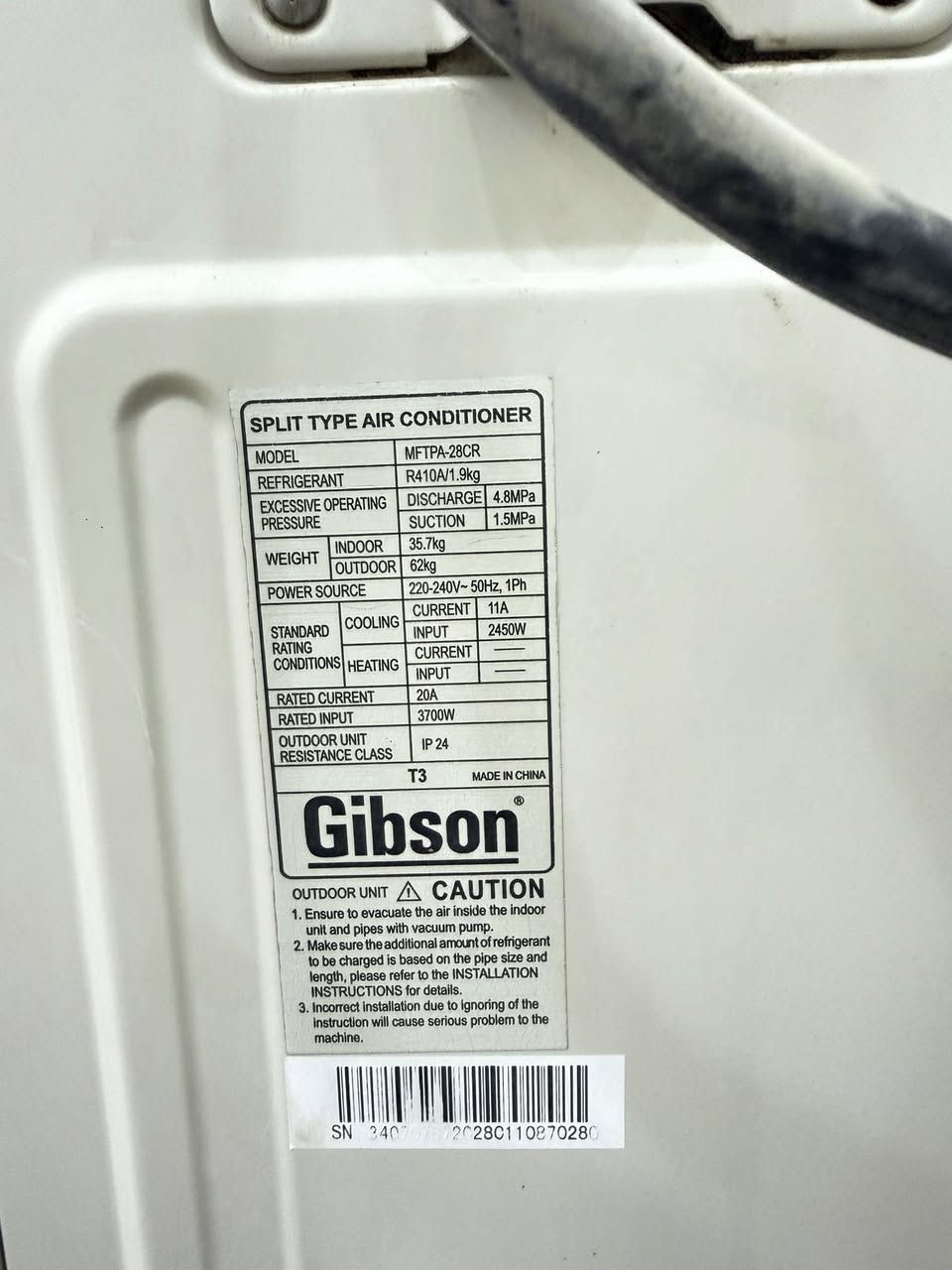سبلت Gibsonجديد نضافه 100مستعجل على بيعته محتاز سعر 800 لاستفسار الاتصال ع رقم ***********
