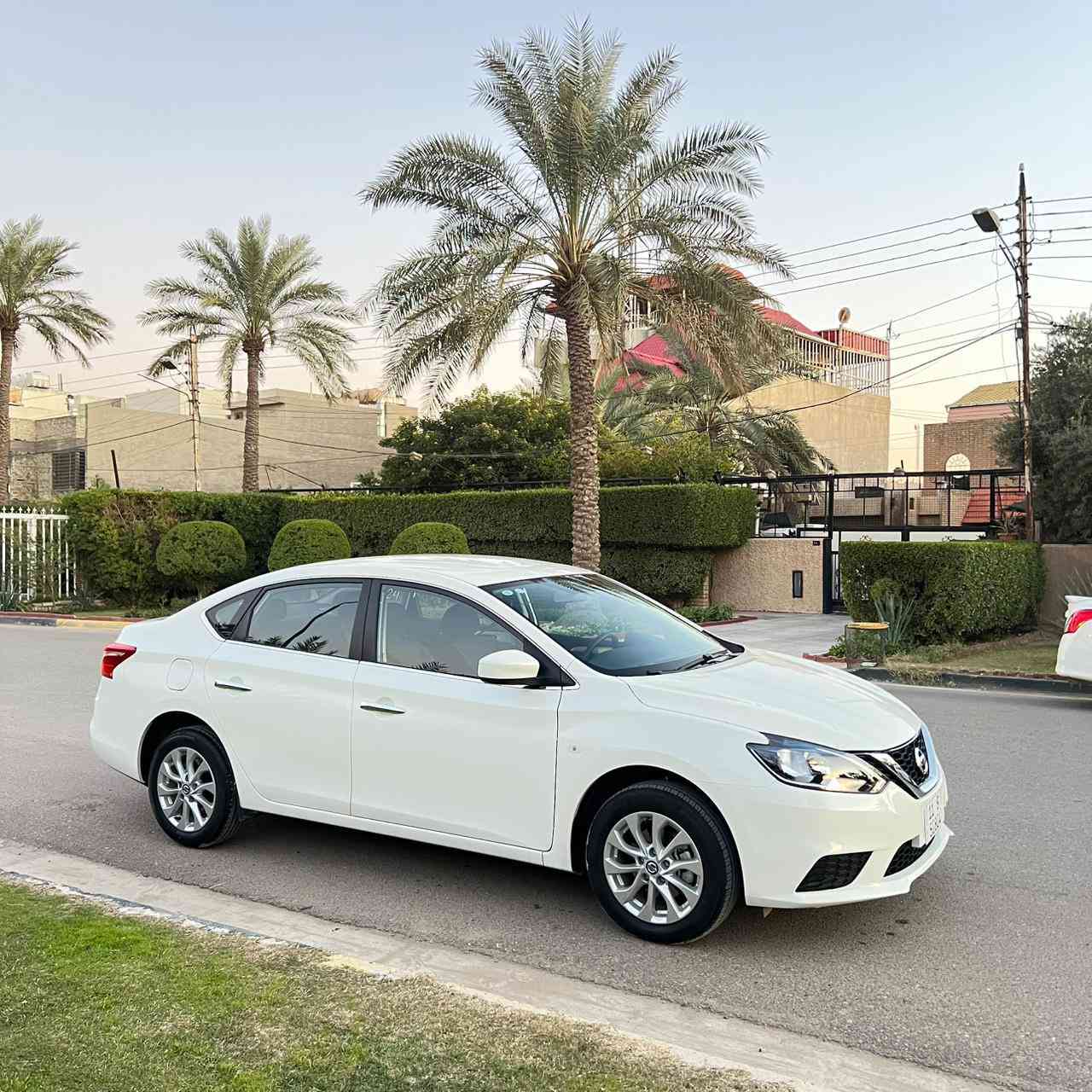 سنترا 2025 زيرو 
رقم بغداد باسمي تحويل مباشر 
نص فول
ويل كب 
شاشه وكامره 
قطعتين تبريد 
جام كهرباء
السعر ١٤٤ وبيه مجال 
مكان السياره بغداد حي الجامعه 
☎️ ***********
